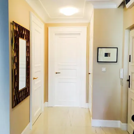 Apartment Rycerska - Stone Steps *