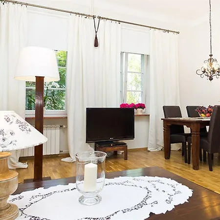 Rycerska - Stone Steps Apartment Warsaw